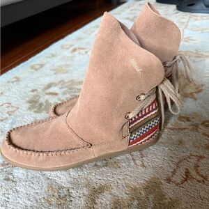 Sanuk Tan Moccasins with Striped Accent